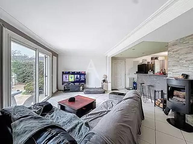 Saint Lambert la Potherie 49070 Achat / Vente maison 6 pièces t6 au dernier étage terrasse