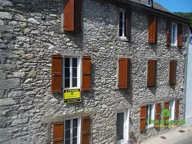 Saint Lary 09800 Achat / Vente maison 16 pièces t16