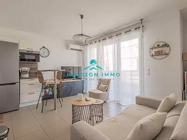 Saint Laurent du Var 06700 Achat / Vente appartement 2 pièces t2