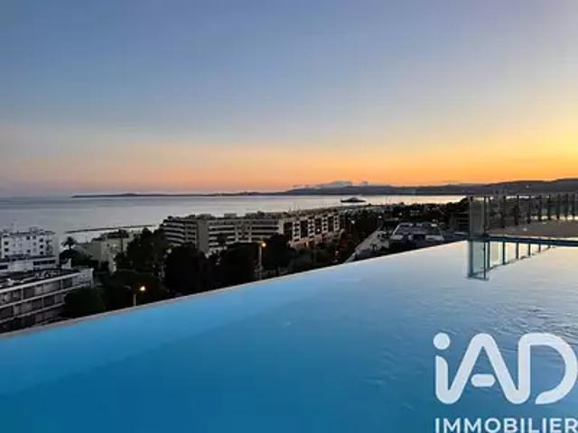 Saint Laurent du Var 06700 Achat / Vente appartement 2 pièces t2 parking