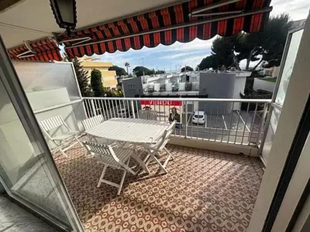 Saint Laurent du Var 06700 Achat / Vente appartement 3 pièces t3