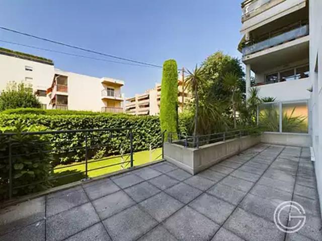 Saint Laurent du Var 06700 Location appartement 2 pièces t2