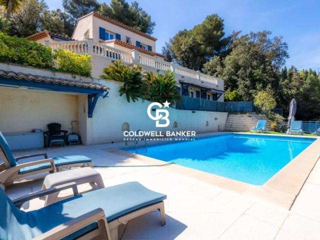 Propriété familiale d'exception 368m2, dépendance, piscine et 2,020m2 de terrain – Saint Laurent du Var