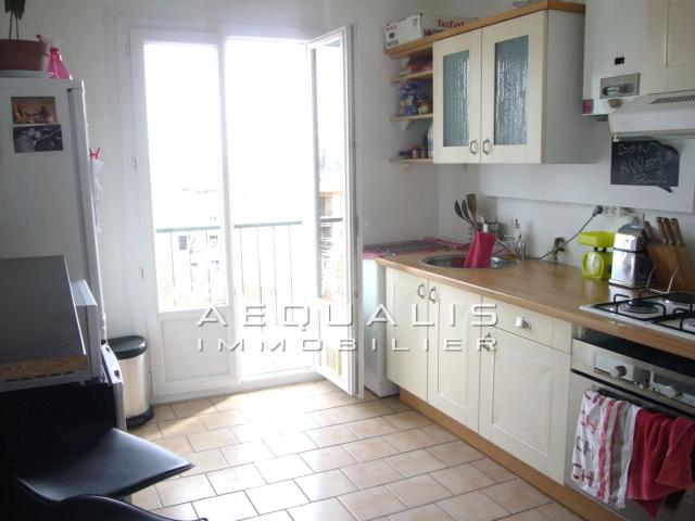 Saint laurent du var Centre ville appartement 54,7 m 2