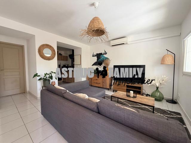 Saint Laurent d'Aigouze Appartement 1 chambre + bureau Terrasse Parking