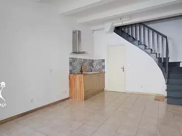 Saint Laurent d'Aigouze 30220 Location maison 2 pièces t2