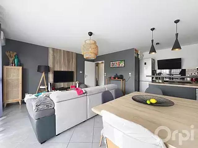Saint Laurent de Mure 69720 Achat / Vente appartement 3 pièces t3 cave balcon