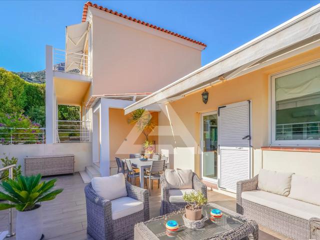 Saint Laurent D'eze Domaine Villa Avec Piscine Et Garage. 120m² Eze