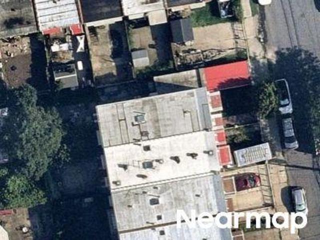 Saint Lawrence Ave