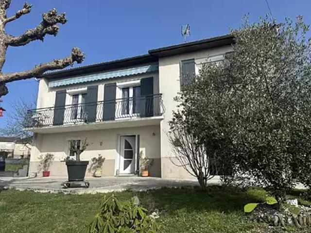 Saint Léonard de Noblat 87400 Achat / Vente maison 6 pièces t6 terrasse cave
