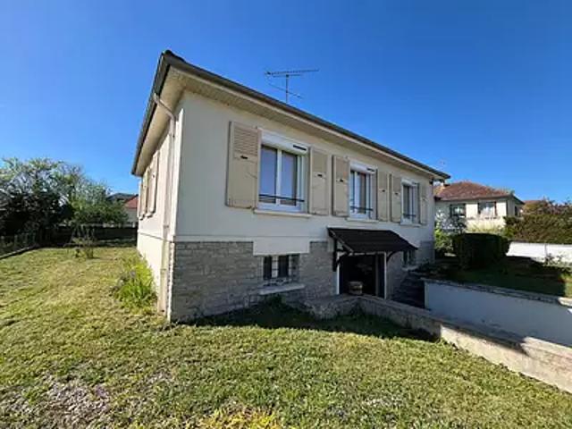 Saint Léger des Vignes 58300 Achat / Vente maison 4 pièces t4 au dernier étage terrasse