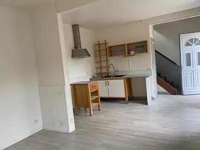 Saint Léger en Yvelines 78610 Location maison 3 pièces t3 au dernier étage parking