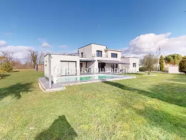 Saint Léger sur Roanne 42155 Achat / Vente maison 8 pièces t8 piscine terrasse