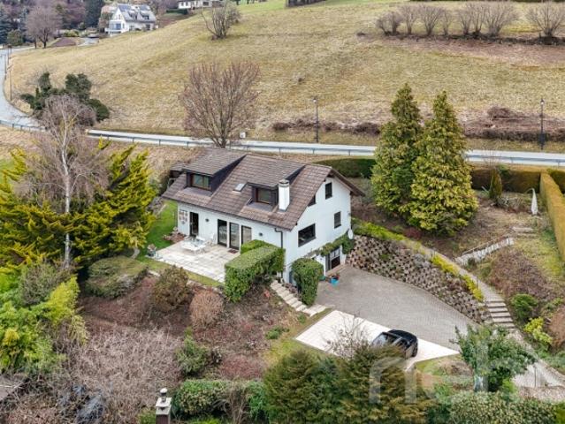Saint Légier Einstehendes Haus mit großem Entwicklungspotenzial