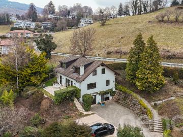 Saint Légier? Einstehendes Haus mit großem Entwicklungspotenzial
