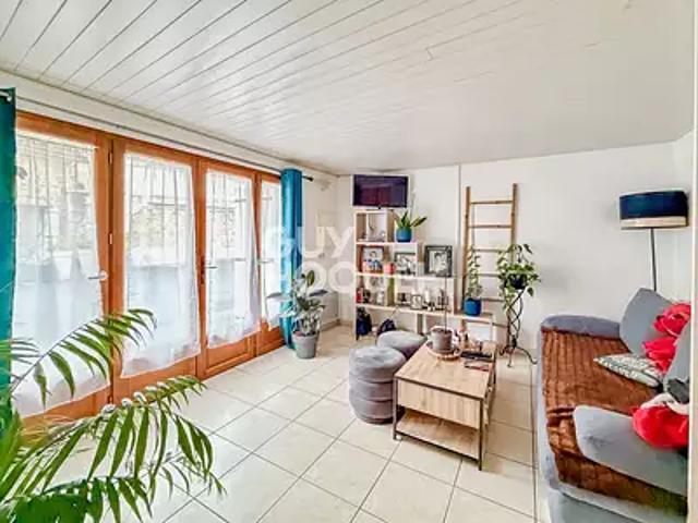 Saint Leu d'Esserent 60340 Achat / Vente appartement 3 pièces t3 cave parking