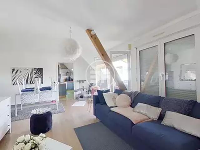 Saint Louis 68300 Location appartement 3 pièces t3 au dernier étage garage