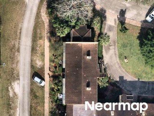 Saint Lucie Blvd Apt 28
