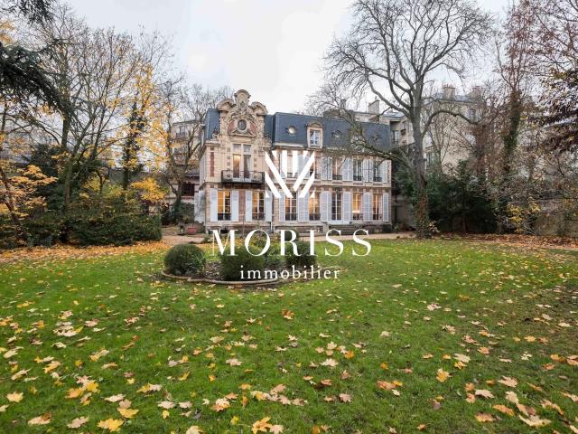 Saint Mandé Maison de Maître de 380 m2