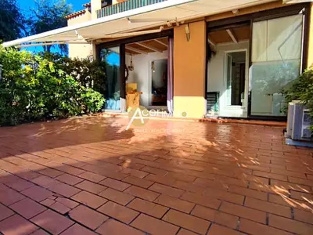 Saint Mandrier sur Mer 83430 Achat / Vente appartement 2 pièces t2 terrasse