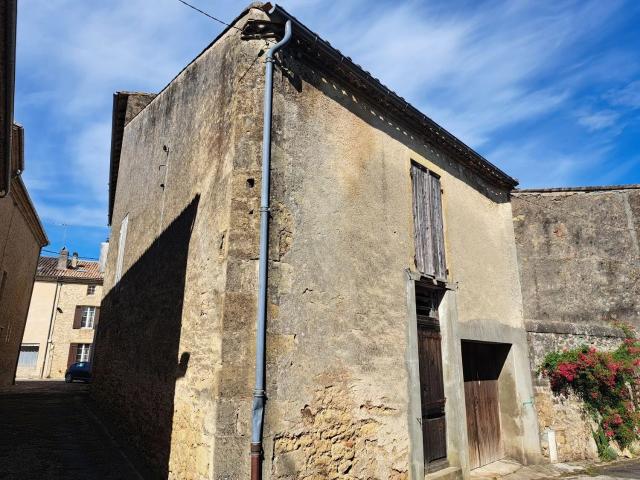 Saint Macaire, immeuble de rapport de 470 m2 411m² Saint Macaire