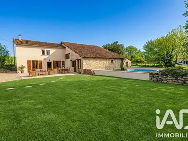 Saint Macoux 86400 Achat / Vente maison 4 pièces t4 parking