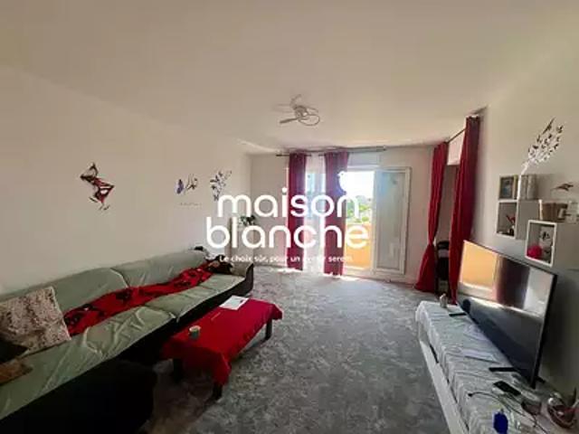 Saint Maixent l'Ecole 79400 Achat / Vente appartement 4 pièces t4