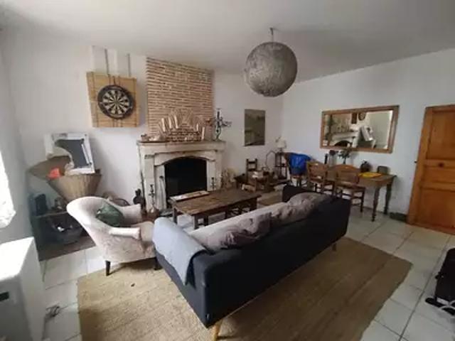 Saint Maixent 72320 Achat / Vente maison 4 pièces t4 au dernier étage cave