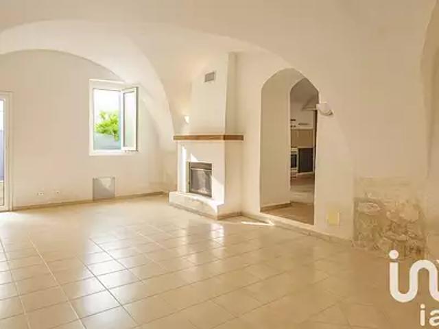 Saint Martin de la Brasque 84760 Achat / Vente appartement 4 pièces t4