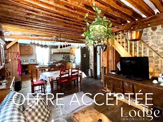Saint Martin de Queyrières 05120 Achat / Vente appartement 3 pièces t3 terrasse