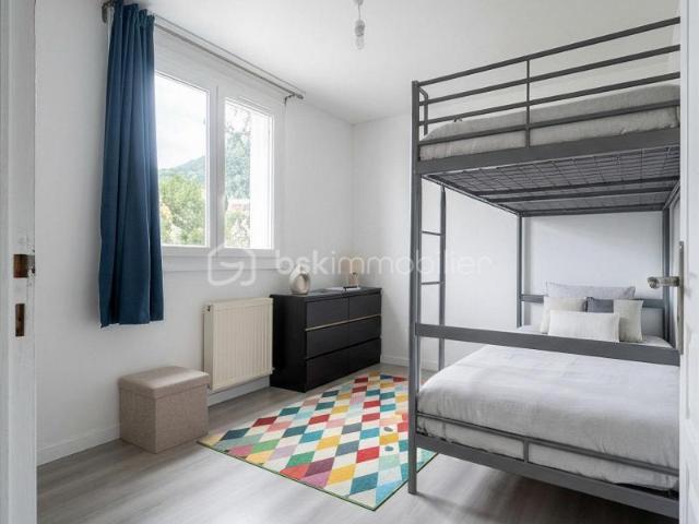 SAINT MARTIN D'HERES VILLAGE LE CARINA T3 DE 67 M²