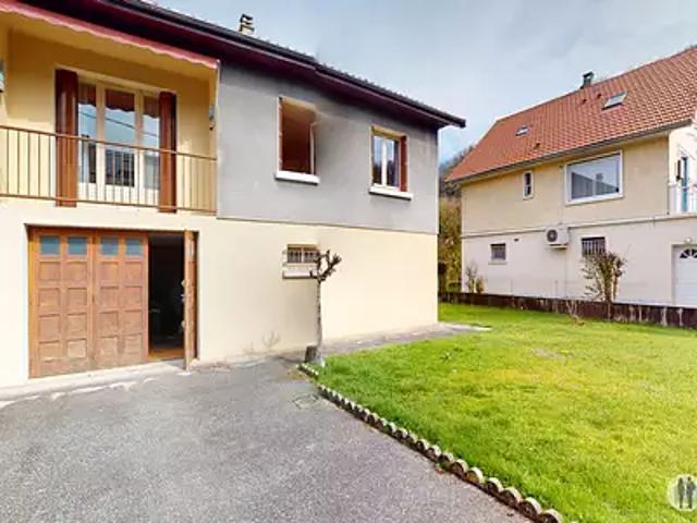 Saint Martin d'Hères 38400 Achat / Vente maison 4 pièces t4 au dernier étage cave