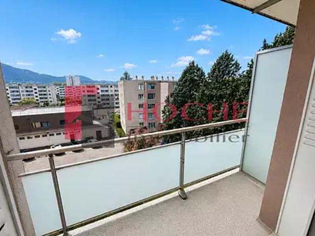 Saint Martin d'Hères 38400 Location appartement 2 pièces t2 au dernier étage cave