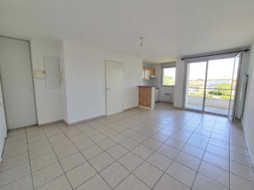 Saint Martin du Touch T2 avec balcon et parking