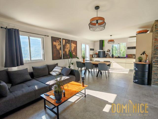 Saint Martin du Var Maison 5 pièces calme vue dégagée 104m² Saint Martin du Var