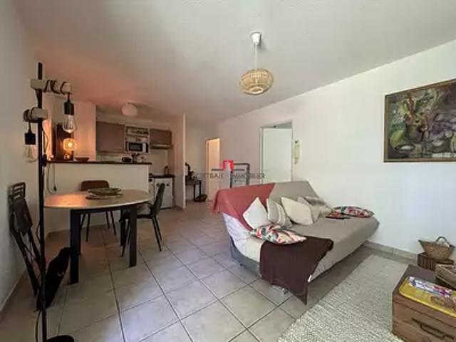 Saint Martin Lacaussade 33390 Location appartement 2 pièces t2 piscine parking