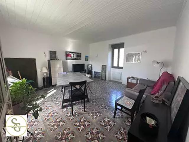 Saint Martin Laguépie 81170 Location appartement 4 pièces t4 au dernier étage cave