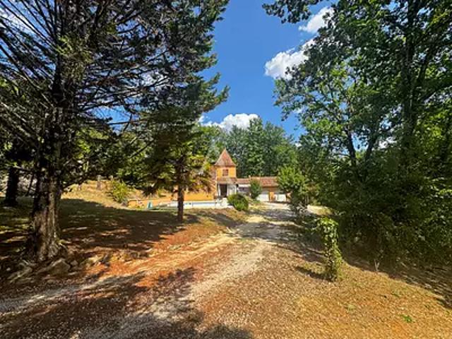 Saint Martin le Redon 46700 Achat / Vente maison 5 pièces t5 au dernier étage