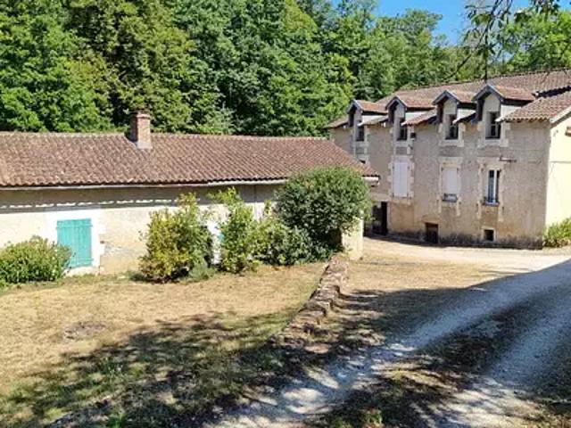 Saint Martial de Valette 24300 Achat / Vente maison 4 pièces t4