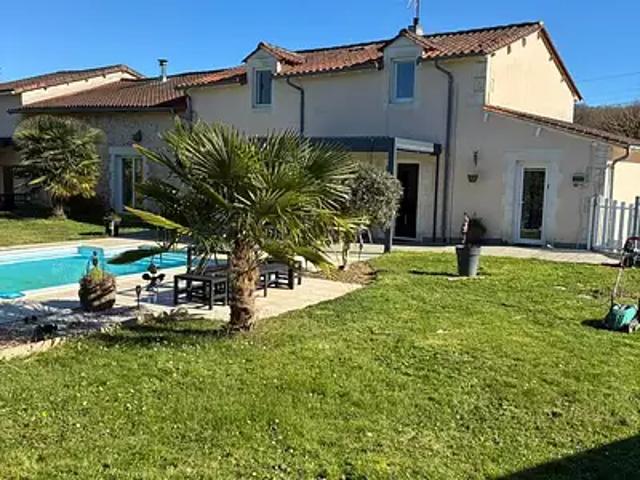 Saint Martial de Valette 24300 Achat / Vente maison 7 pièces t7