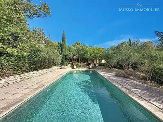 Saint Marc Jaumegarde 13100 Achat / Vente maison 7 pièces t7 piscine terrasse