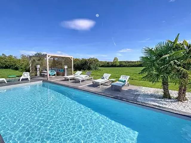 Saint Marcel Bel Accueil 38080 Achat / Vente maison 7 pièces t7 piscine jardin