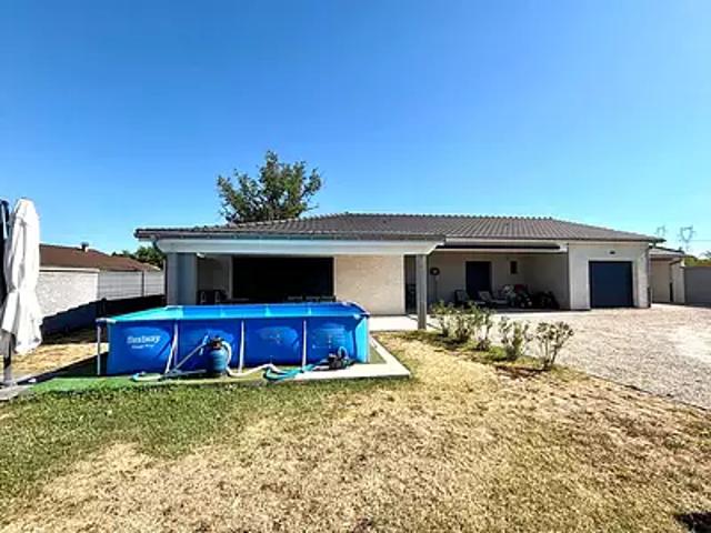 Saint Maurice de Gourdans 01800 Achat / Vente maison 5 pièces t5 au dernier étage jardin