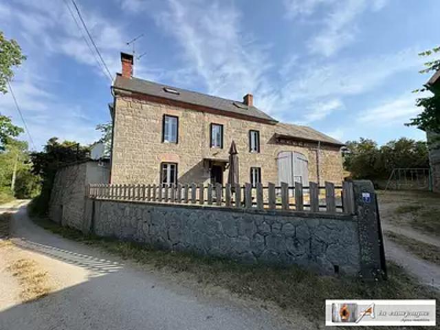 Saint Maurice près Pionsat 63330 Achat / Vente maison 6 pièces t6 terrasse parking