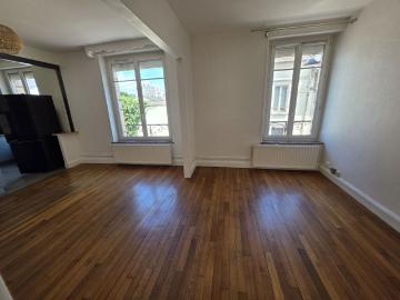 SAINT MAX Rue G. Clemenceau F3