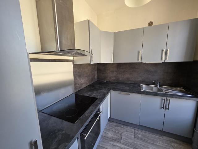SAINT MAX Rue G. Clemenceau F3