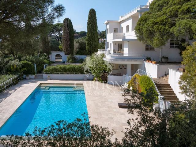 Saint Maxime villa d'exception à rénover avec vue mer pano. 500m² Sainte Maxime