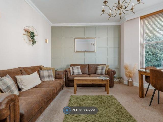 Saint Michael's Road, Bournemouth BH2, 2 bed flat to rent, £1,950 pcm | PrimeLocation