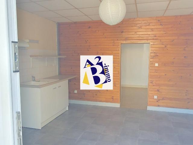 Saint Michel 1 Studio + 1 maison T3 127m² Saint Michel