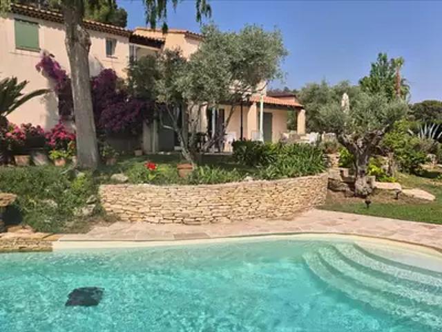 Saint Mitre les Remparts 13920 Achat / Vente maison 7 pièces t7 piscine terrasse